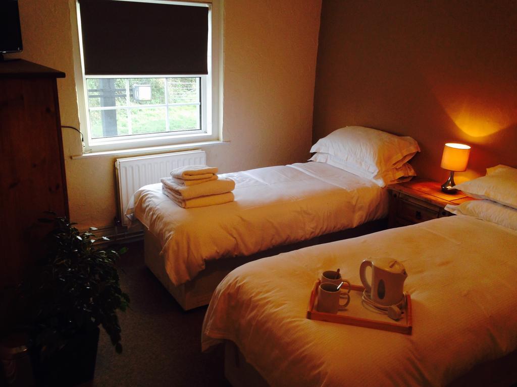 Cashmoor Inn - Inn On The Chase Ringwood Room photo