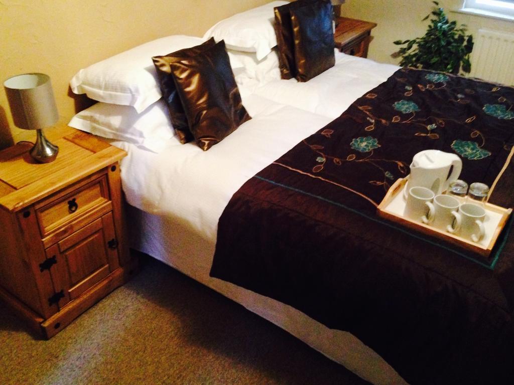 Cashmoor Inn - Inn On The Chase Ringwood Room photo
