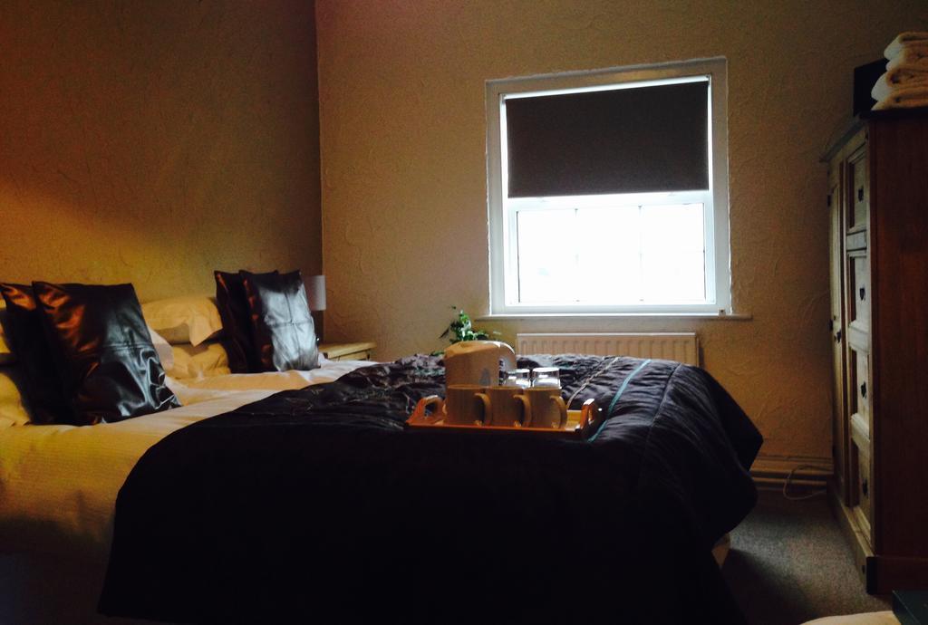 Cashmoor Inn - Inn On The Chase Ringwood Room photo